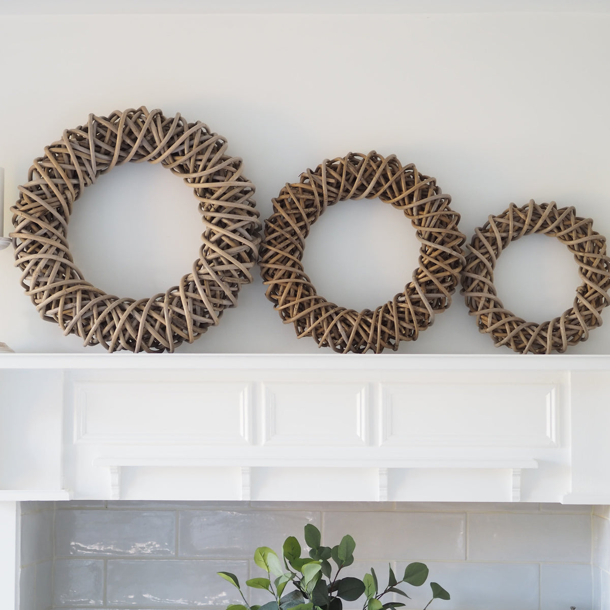 Deep-Weave Natural Rattan Wreath - 40 cm - view 4